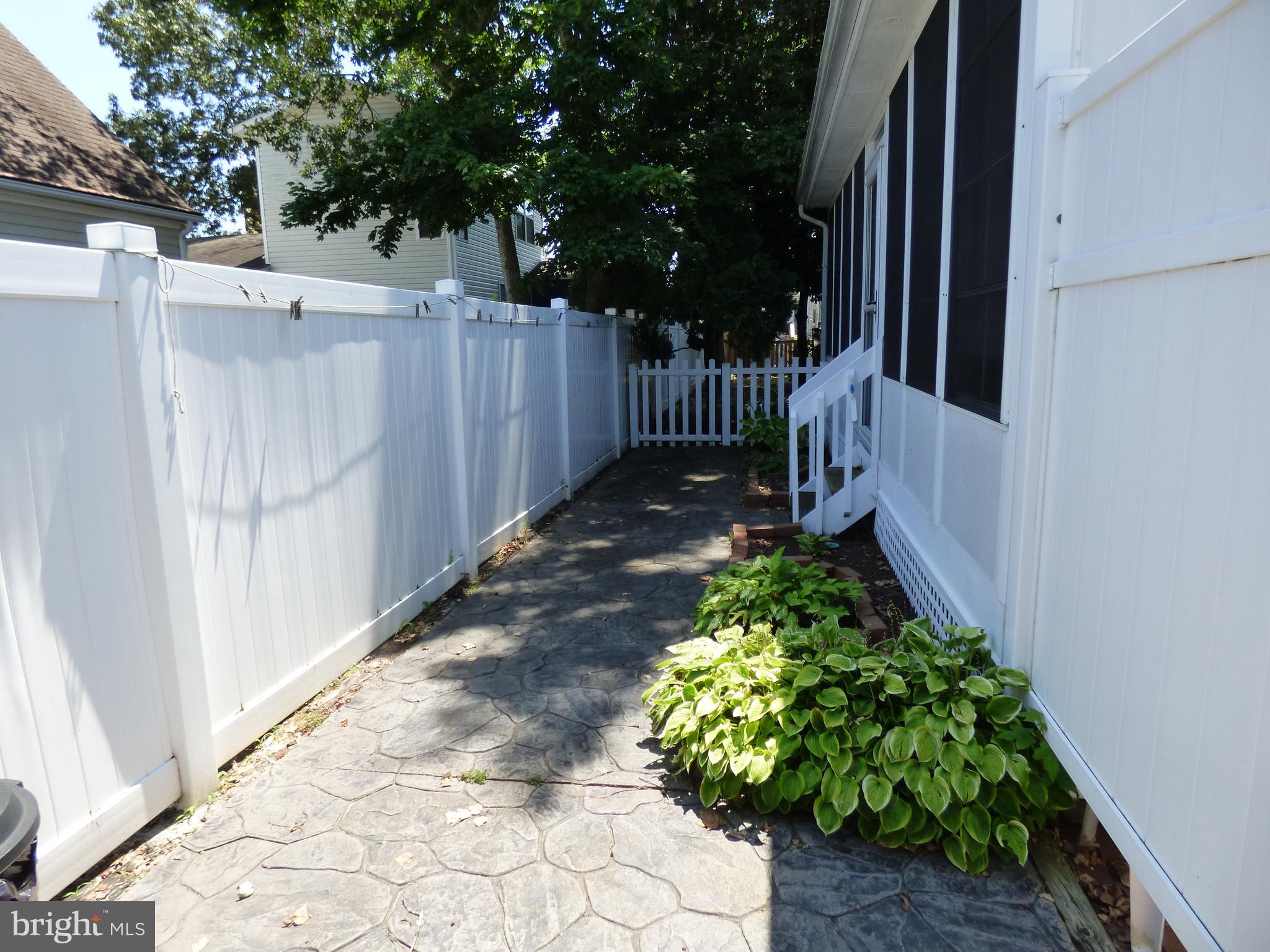 CAINE WOODS - Residential