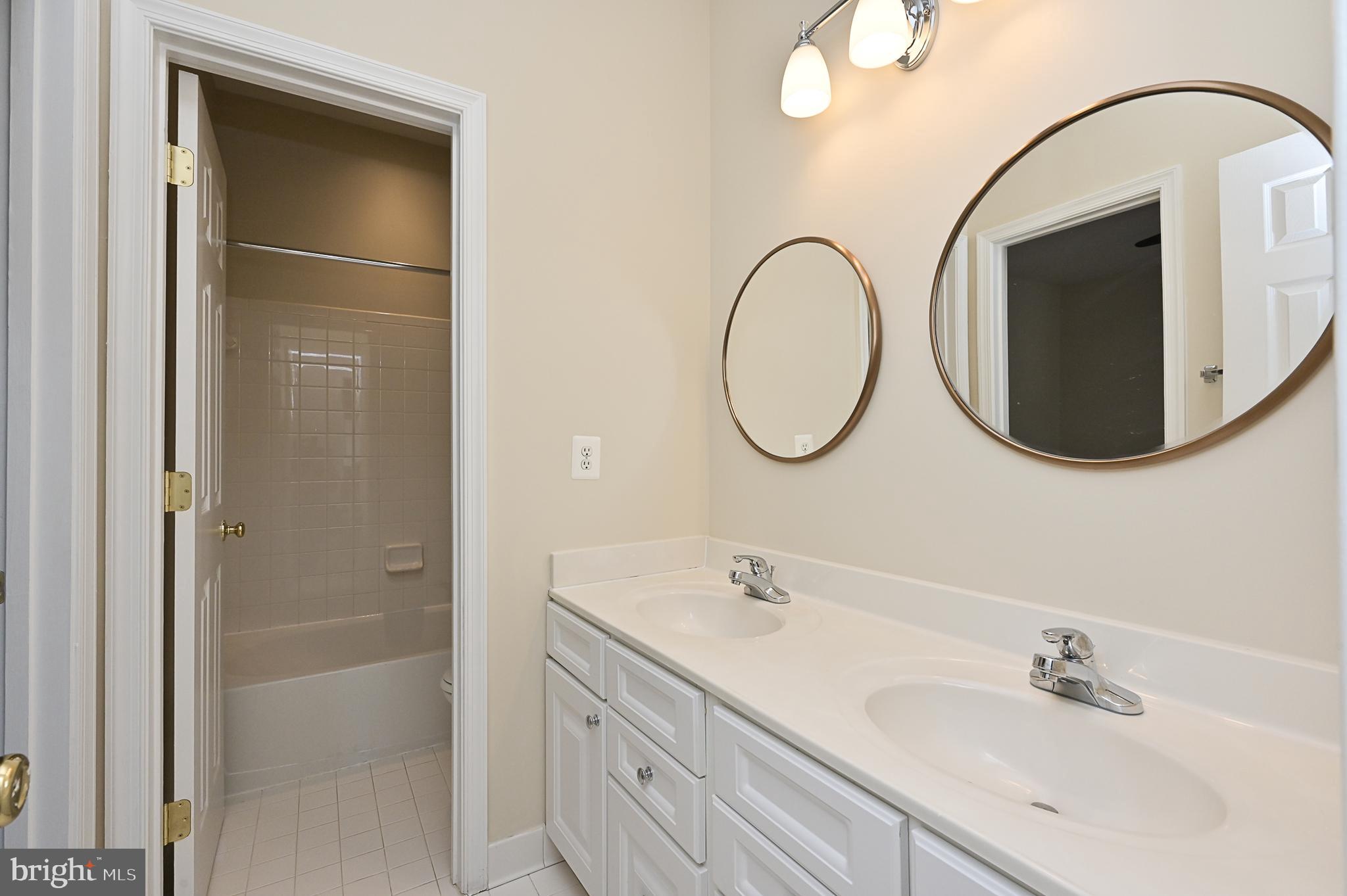 COURTS OF LAUREL CREST - Residential