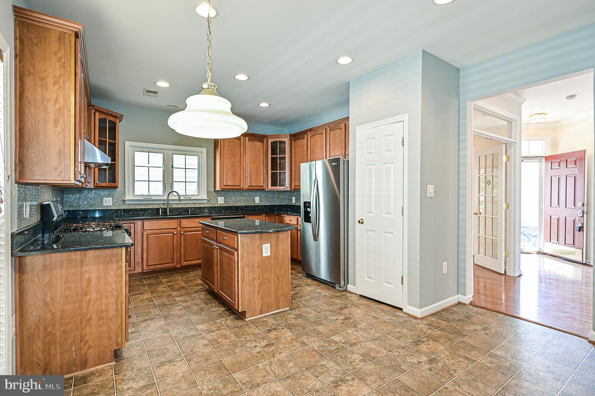 COURTS OF LAUREL CREST - Residential