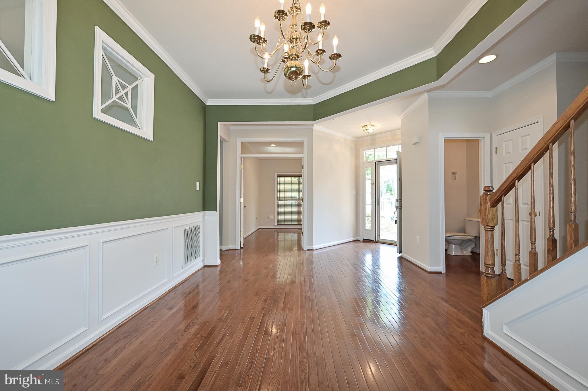 COURTS OF LAUREL CREST - Residential