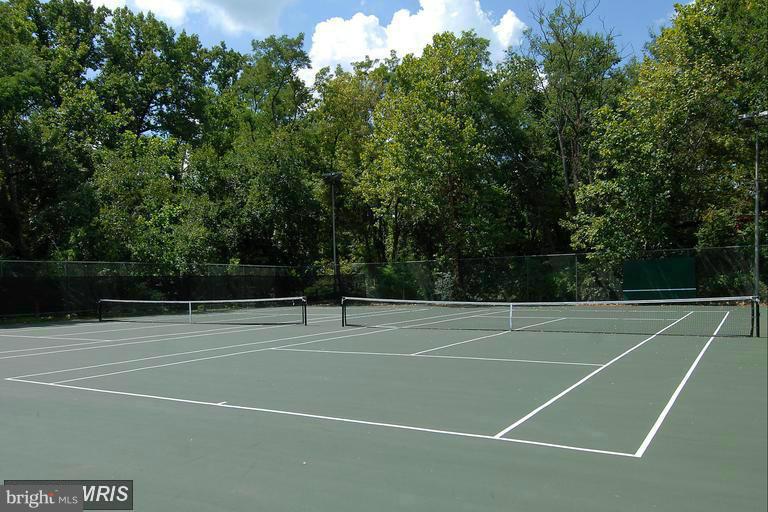 THE CARLTON - Residential