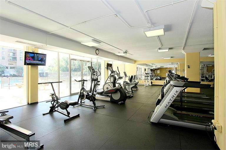 THE CARLTON - Residential