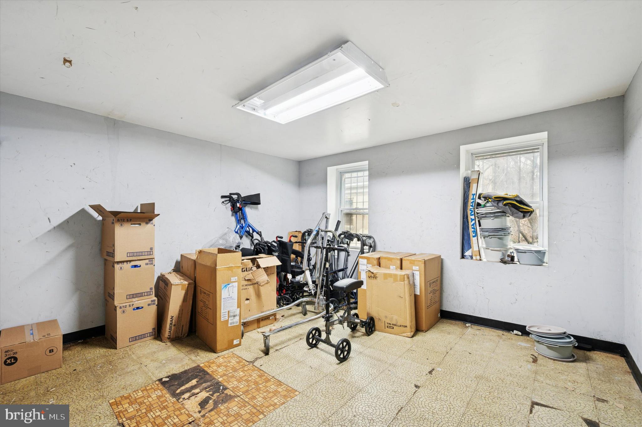 NORTHERN LIBERTIES - Commercial Sale