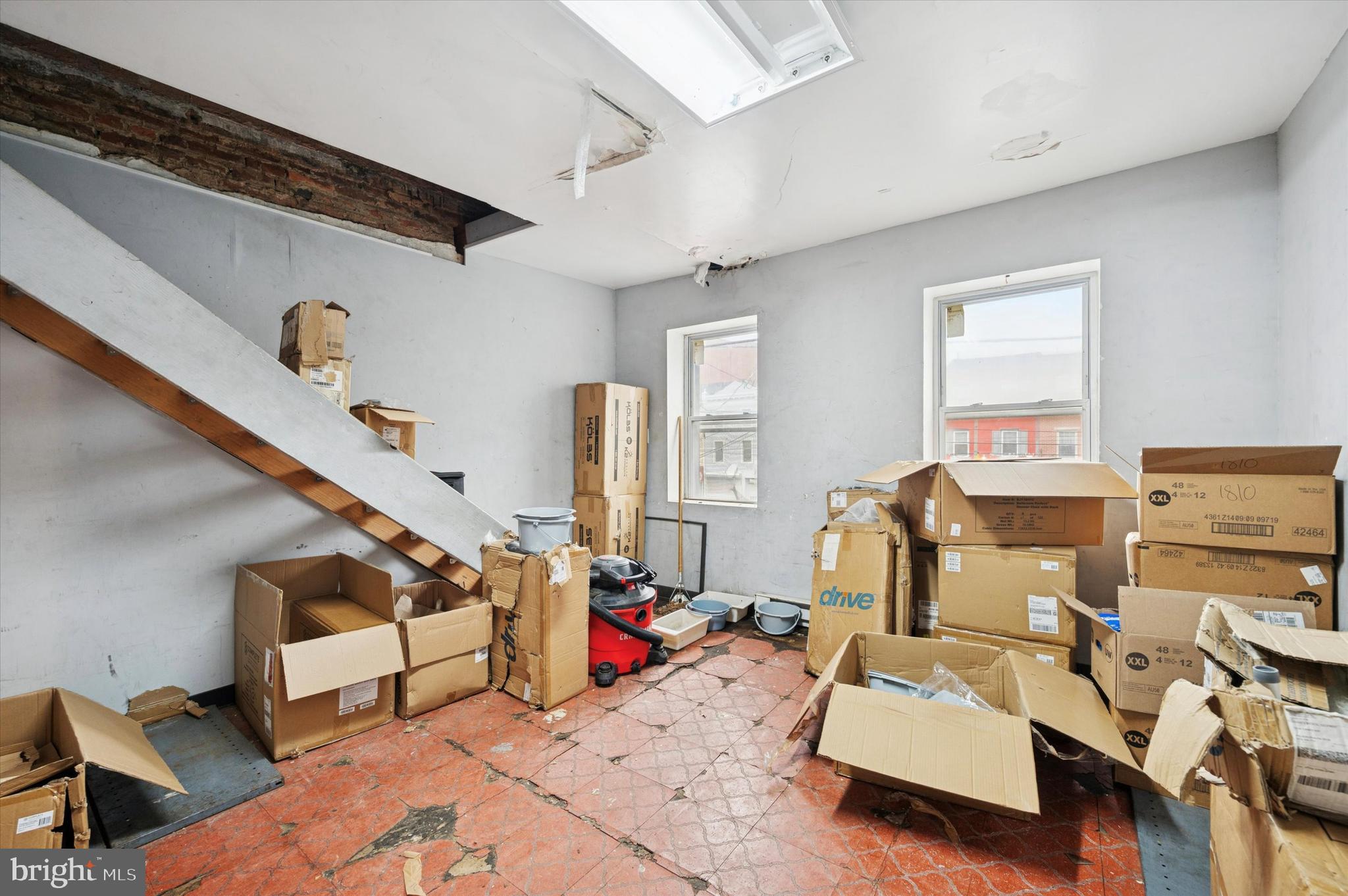 NORTHERN LIBERTIES - Commercial Sale