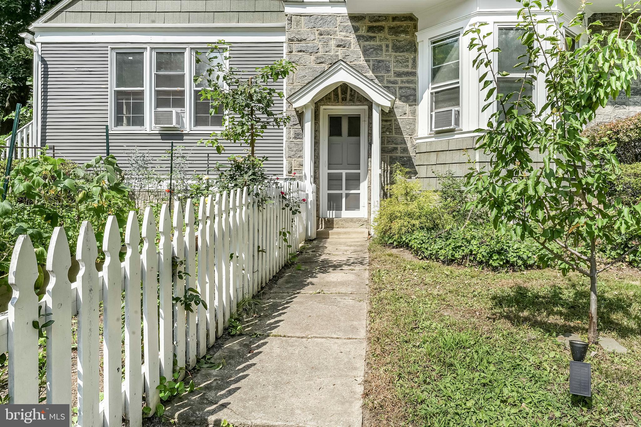 58 E GREENWOOD AVENUE