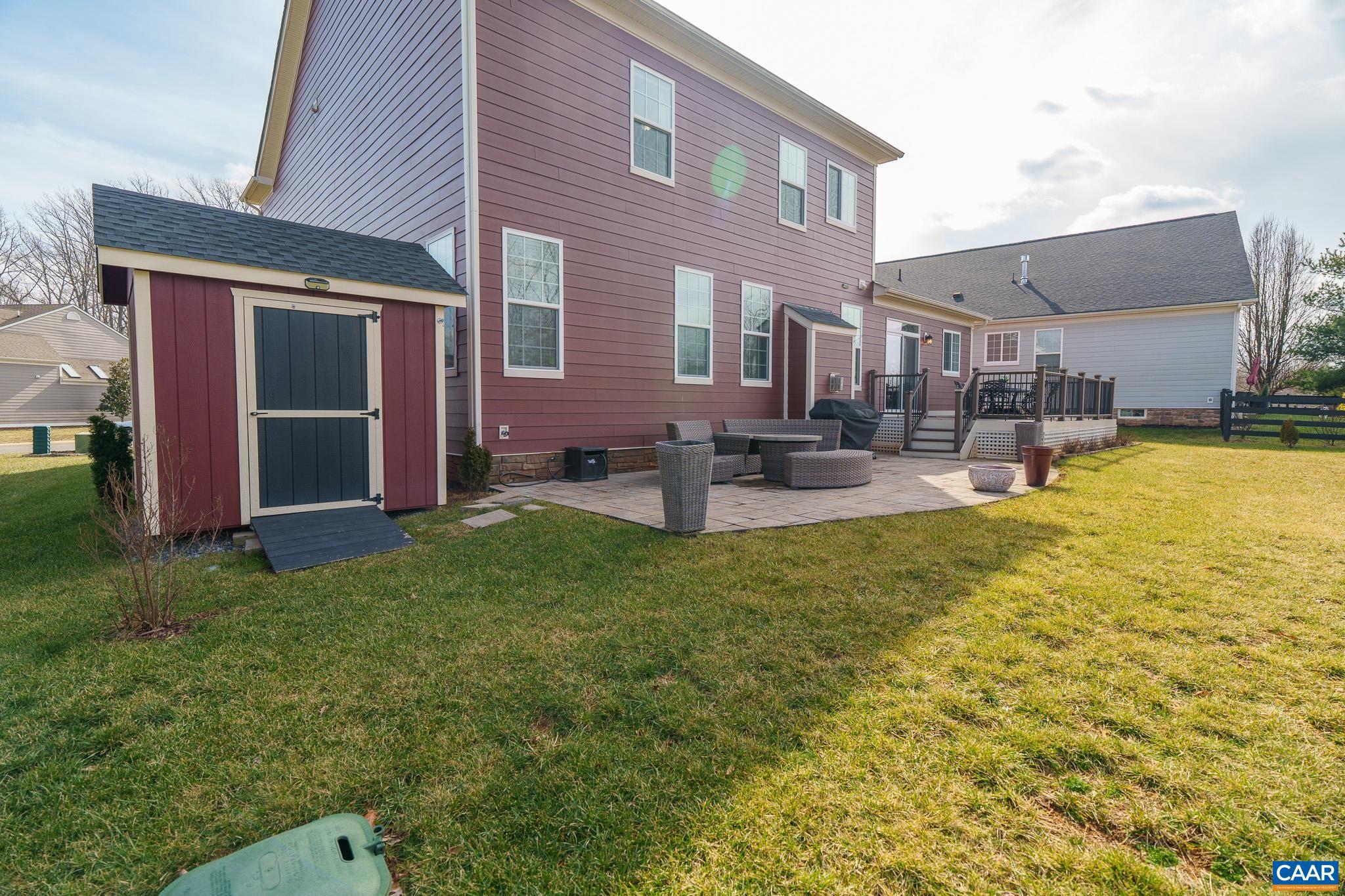 SPRING CREEK - Residential