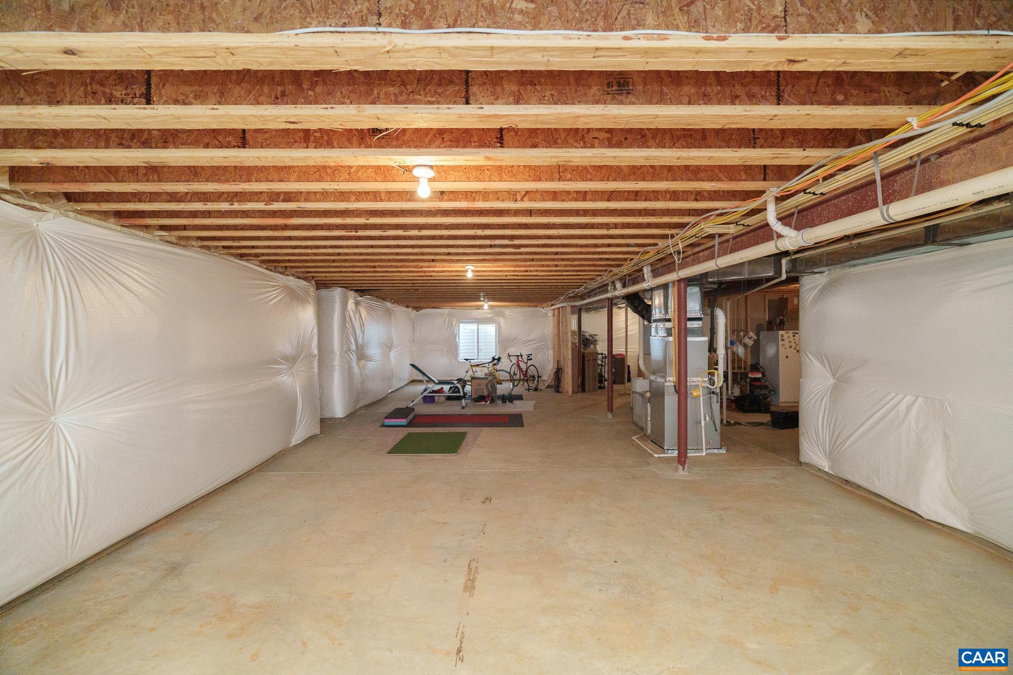 SPRING CREEK - Residential