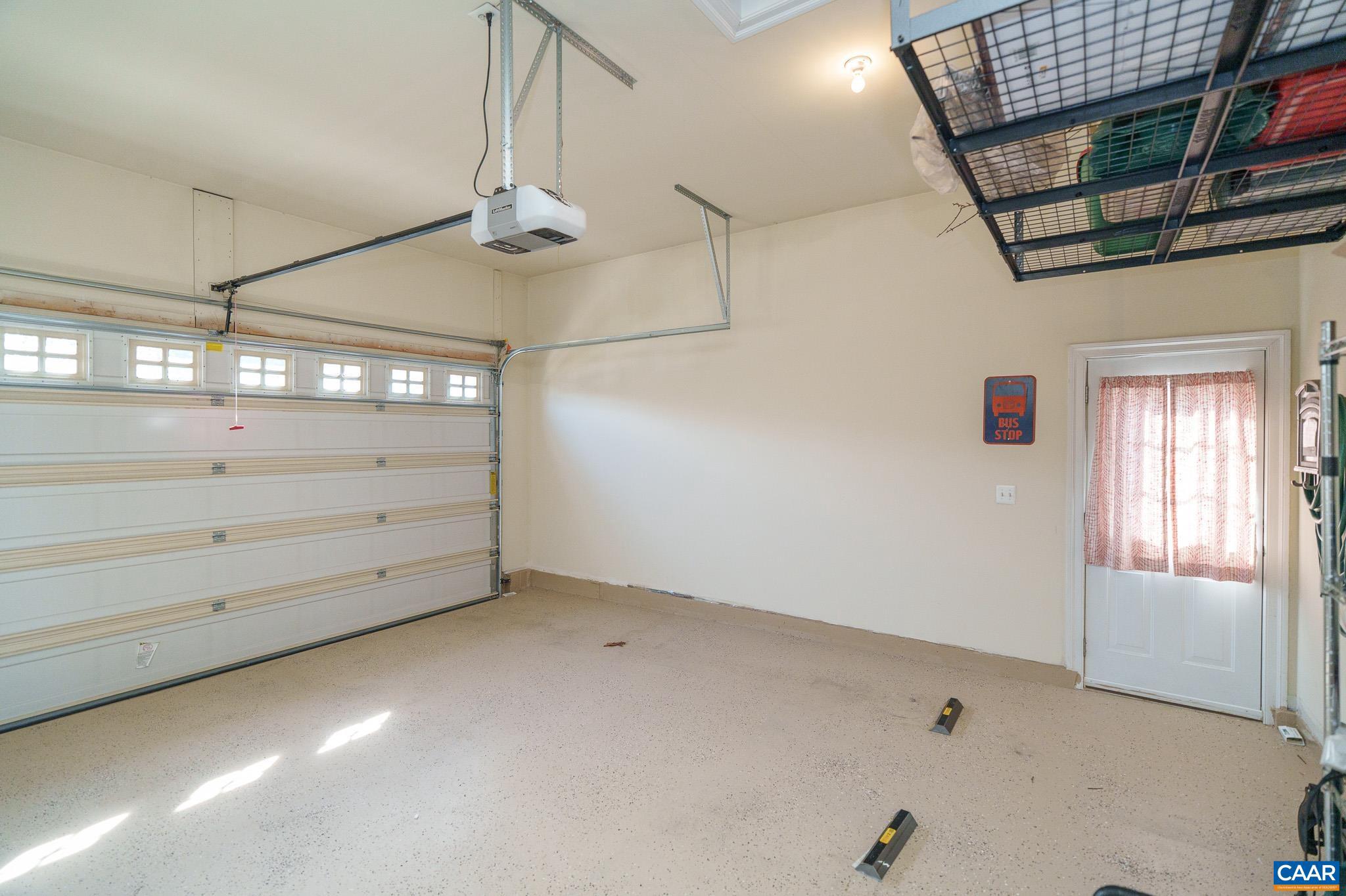 SPRING CREEK - Residential