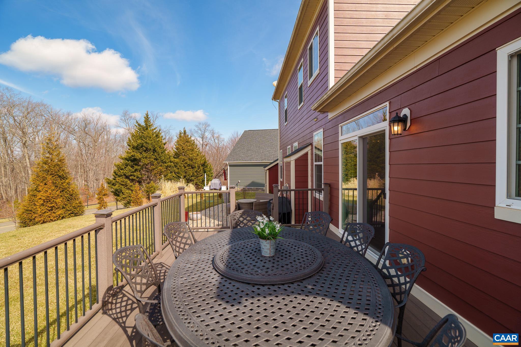 SPRING CREEK - Residential