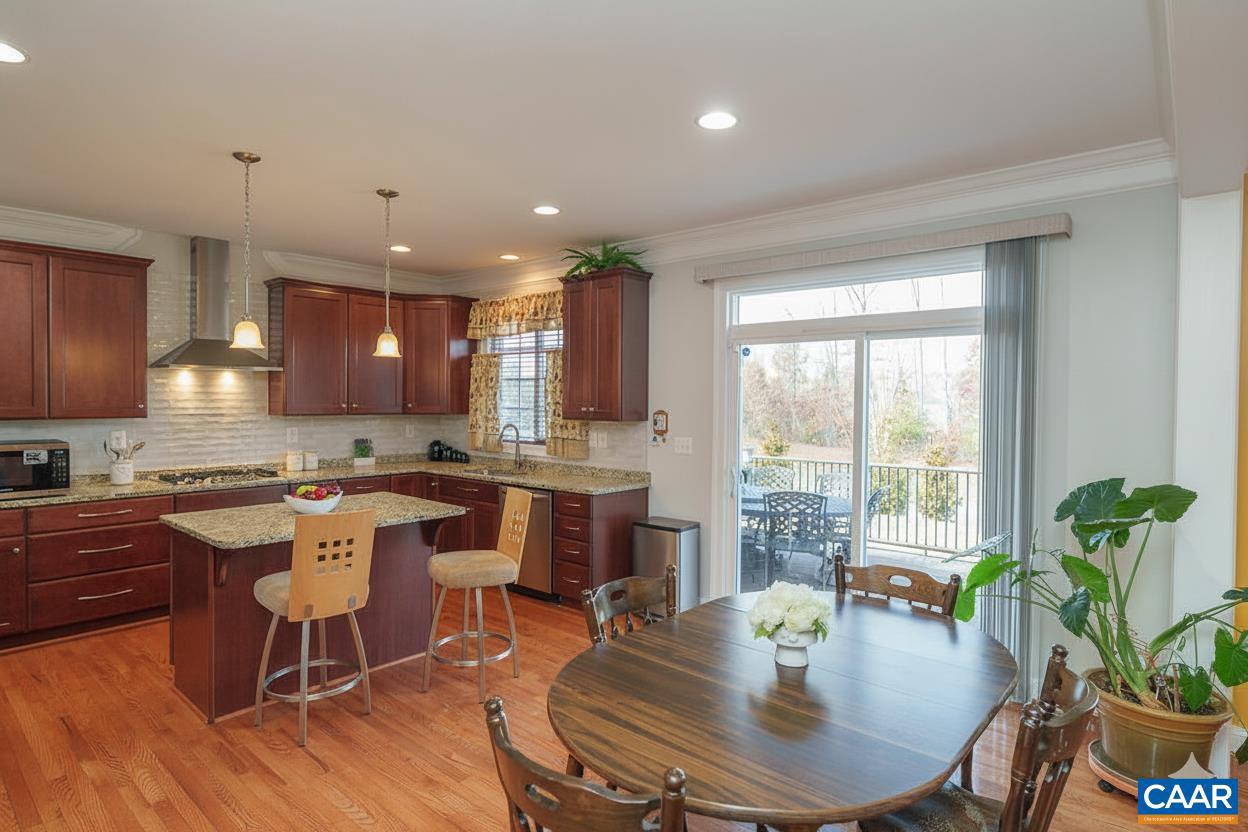 SPRING CREEK - Residential