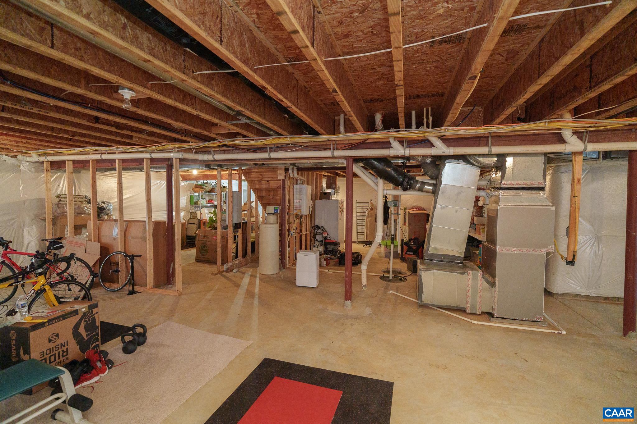 SPRING CREEK - Residential