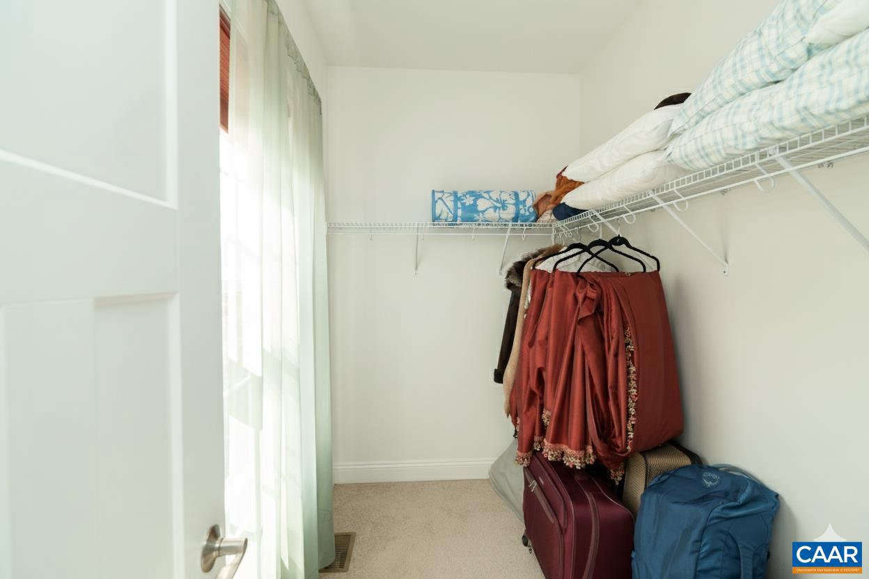 SPRING CREEK - Residential