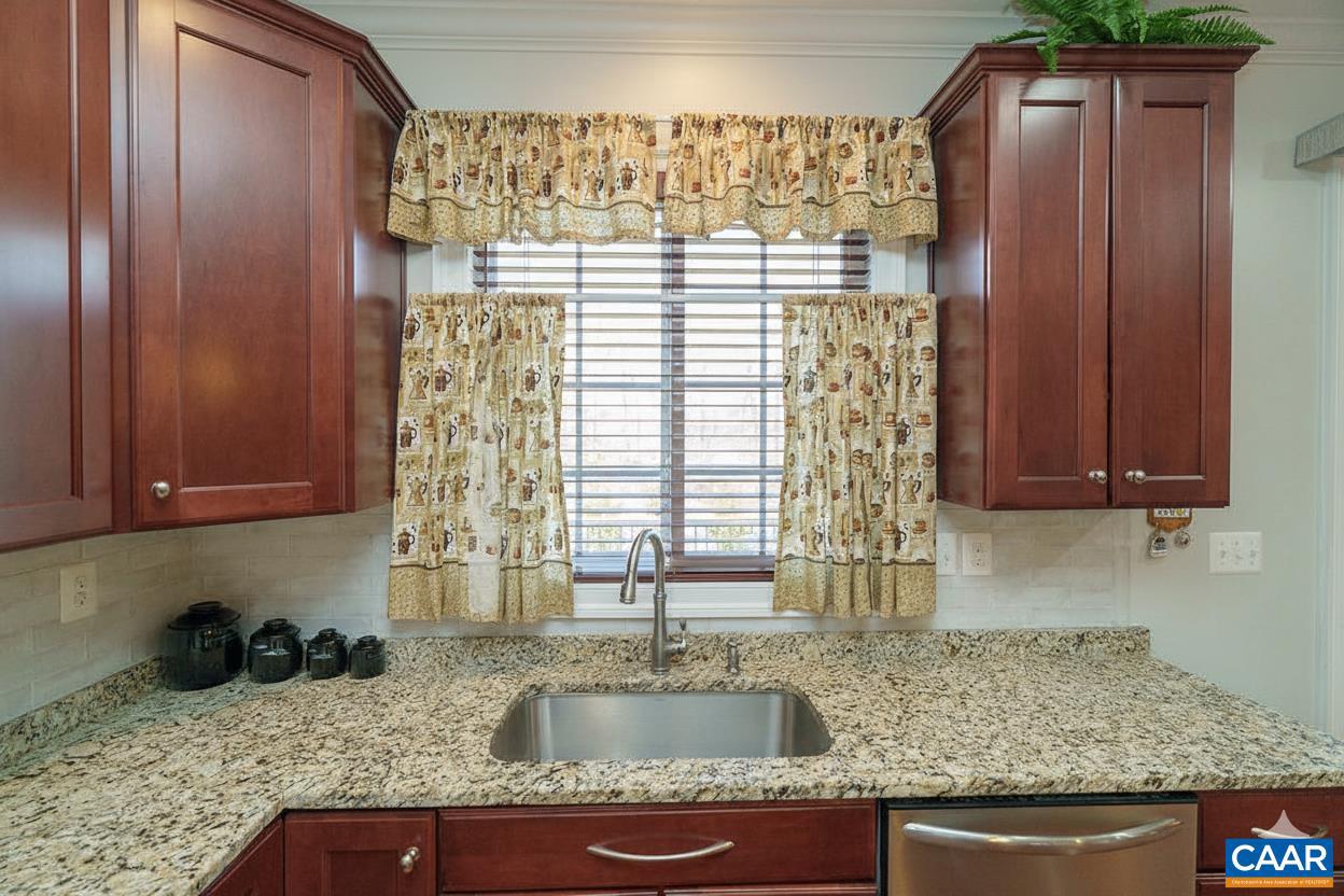 SPRING CREEK - Residential