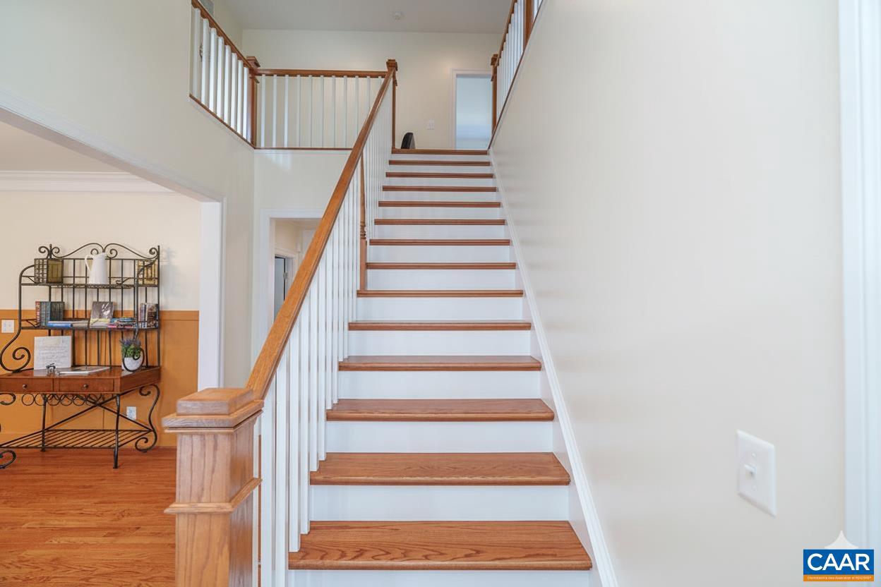 SPRING CREEK - Residential