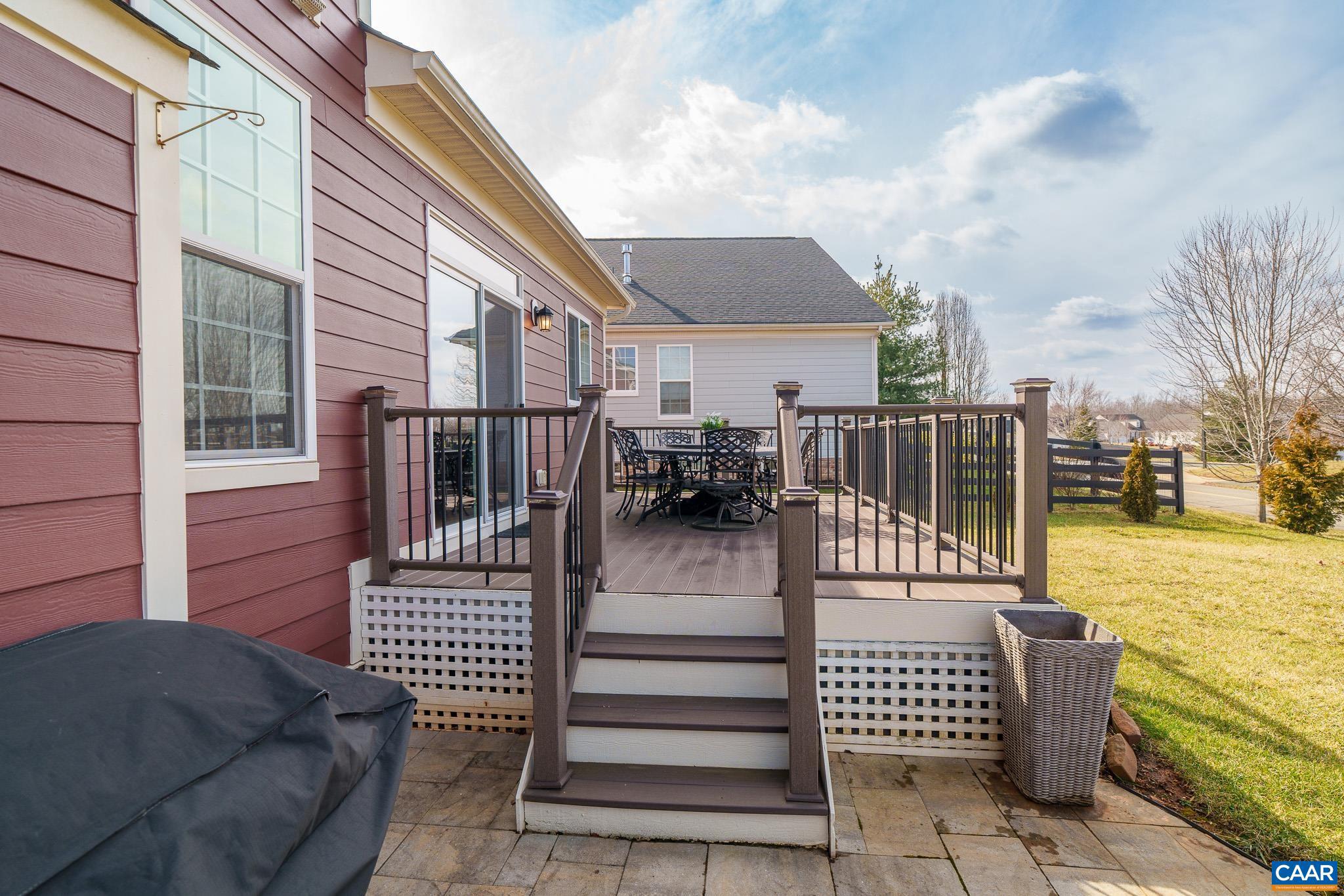 SPRING CREEK - Residential