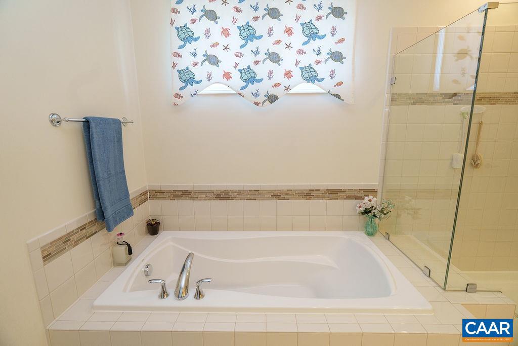 SPRING CREEK - Residential