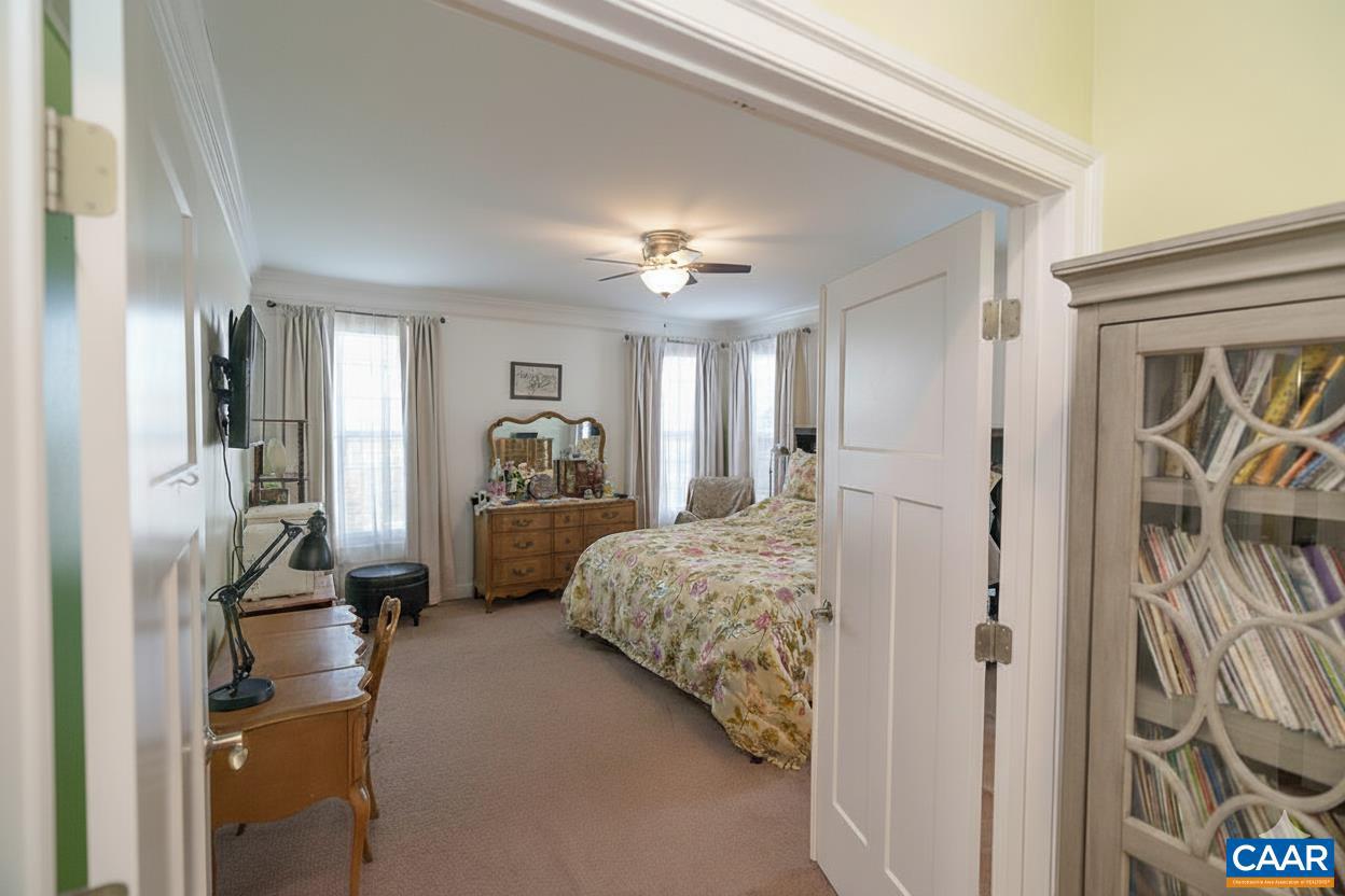 SPRING CREEK - Residential