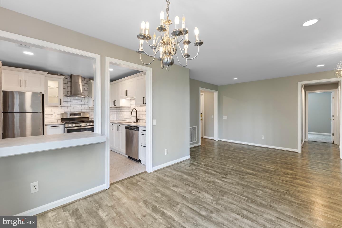 8244 CATBIRD CIRCLE 101