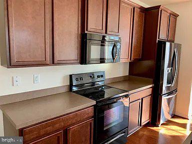 TOWNS AT MERIDIAN - Residential