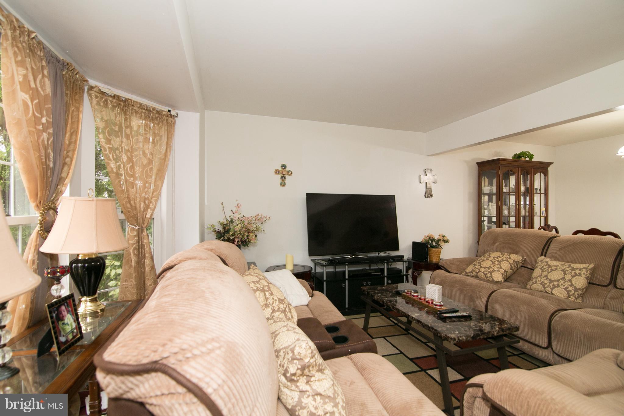 SOUTHBRIDGE - Residential