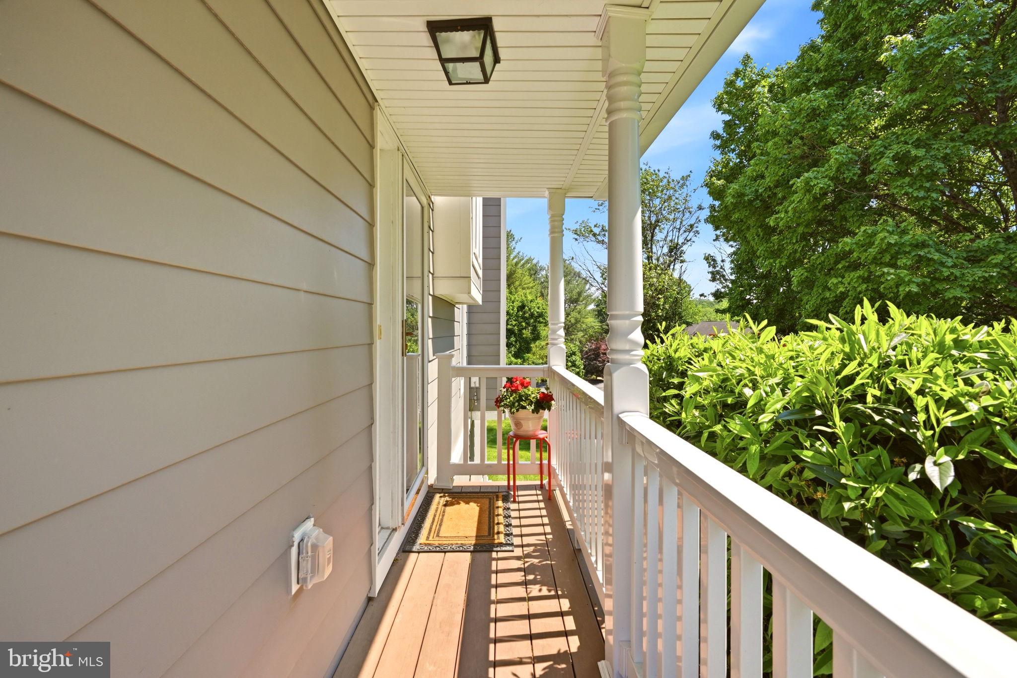 PONDS EDGE - Residential