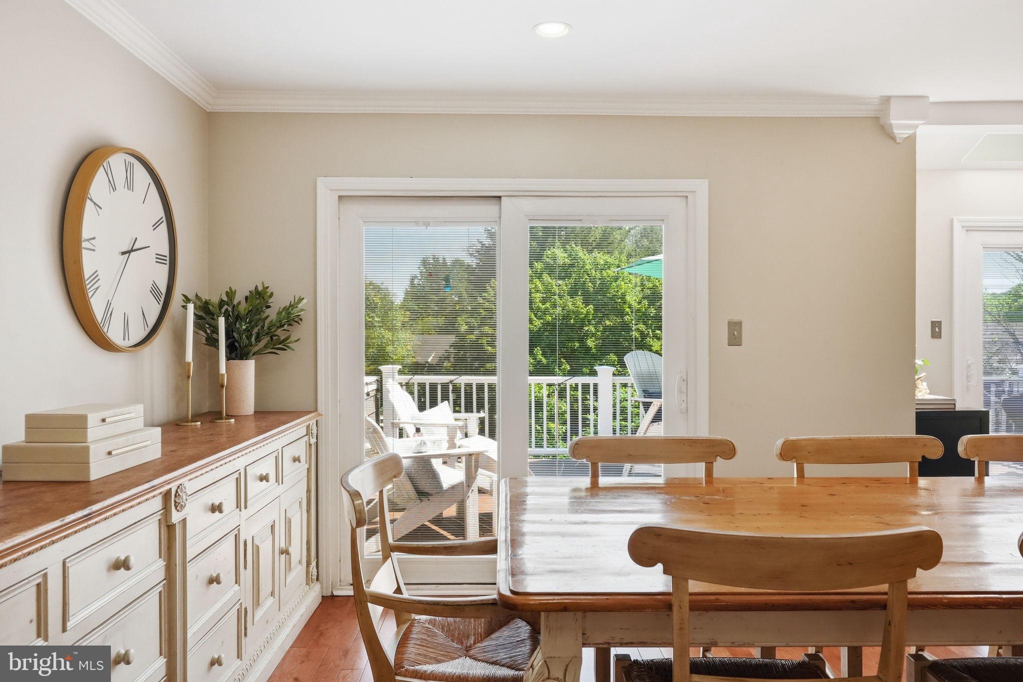 PONDS EDGE - Residential