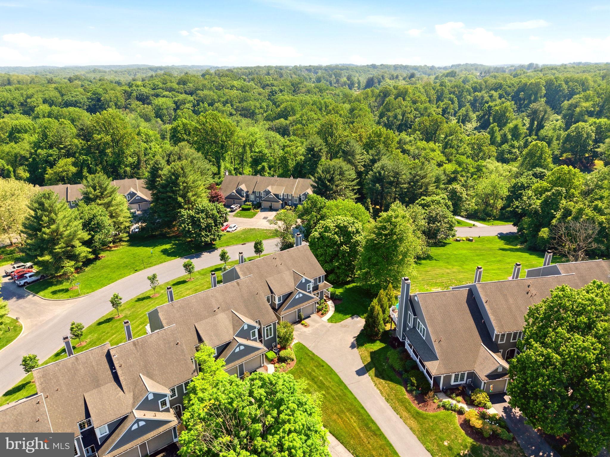 PONDS EDGE - Residential
