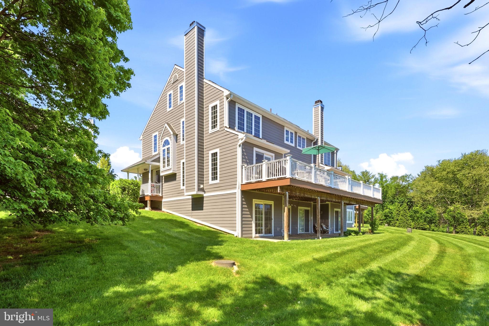 PONDS EDGE - Residential
