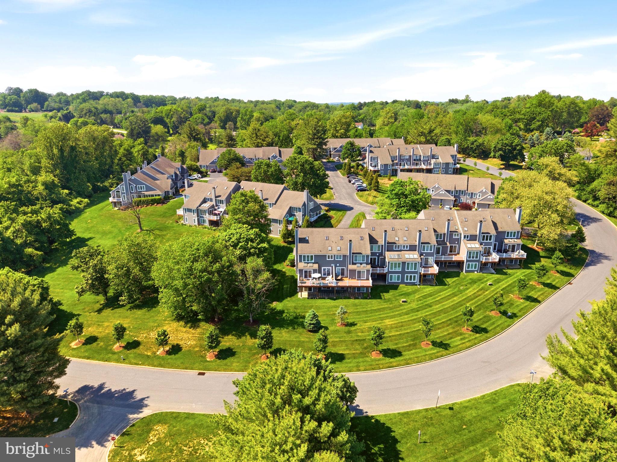 PONDS EDGE - Residential