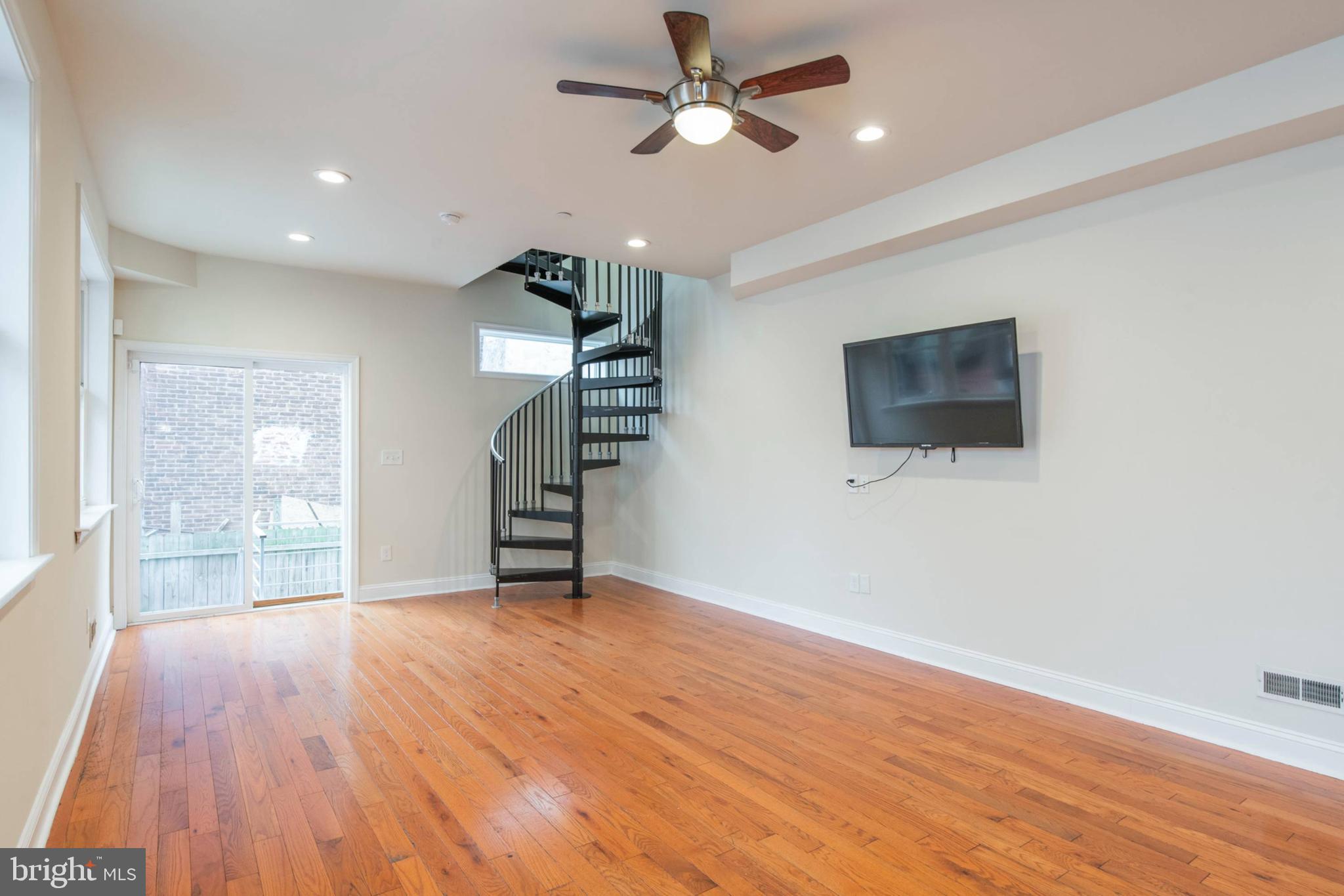 TEMPLE UNIVERSITY - Residential Income