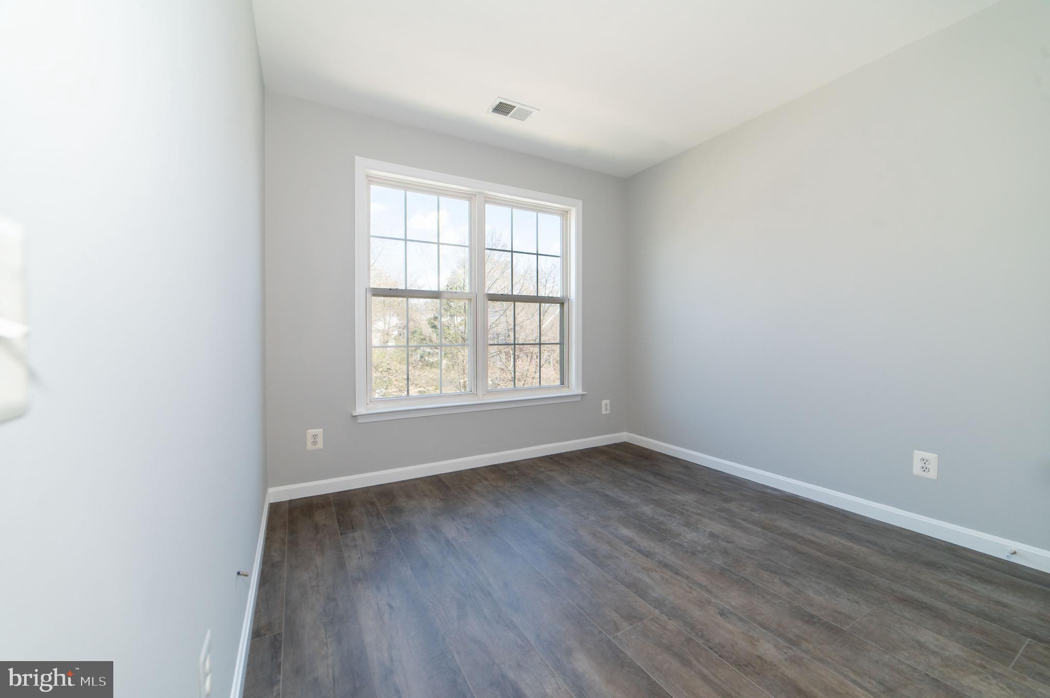 FAIRCREST - Residential Lease