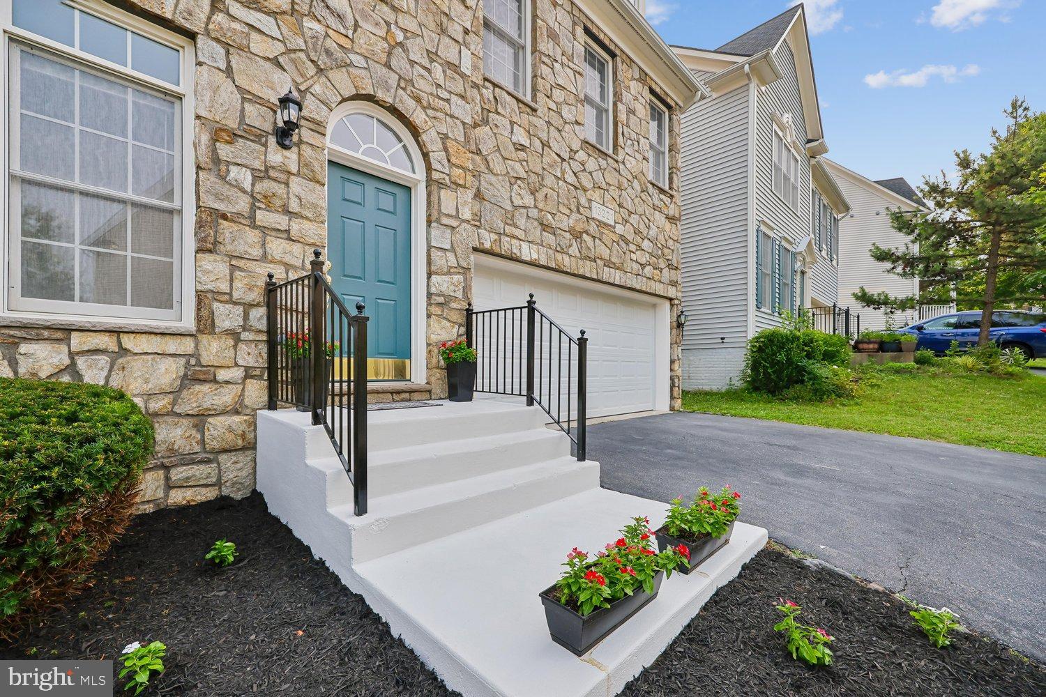 13221 CATAWBA MANOR WAY
