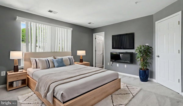 902 VAUXHALL RD, HYATTSVILLE, MD 20785 - Image 4e27dc9bfe7891193c0f0263b2d3151b/4040809653