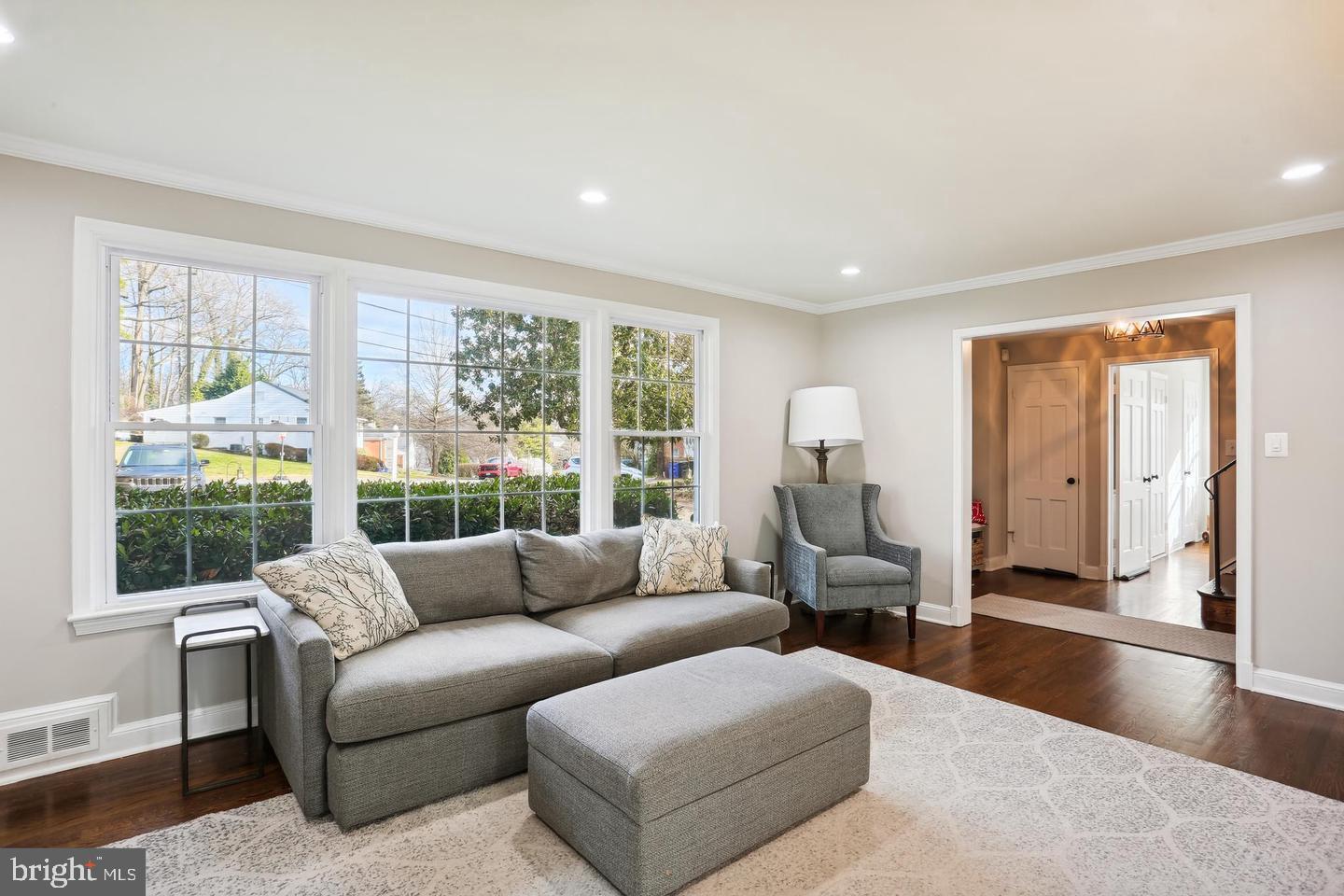 WOODHAVEN - Residential Lease