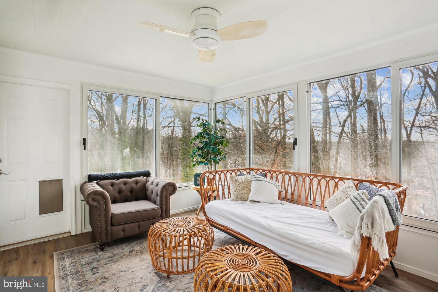 WOODHAVEN - Residential Lease