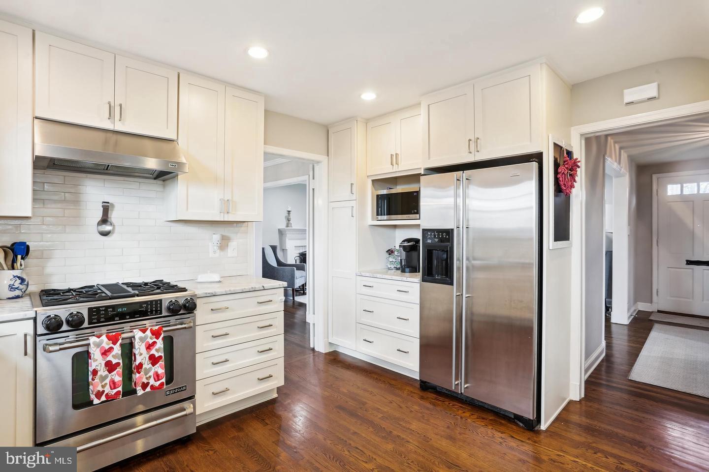 WOODHAVEN - Residential Lease