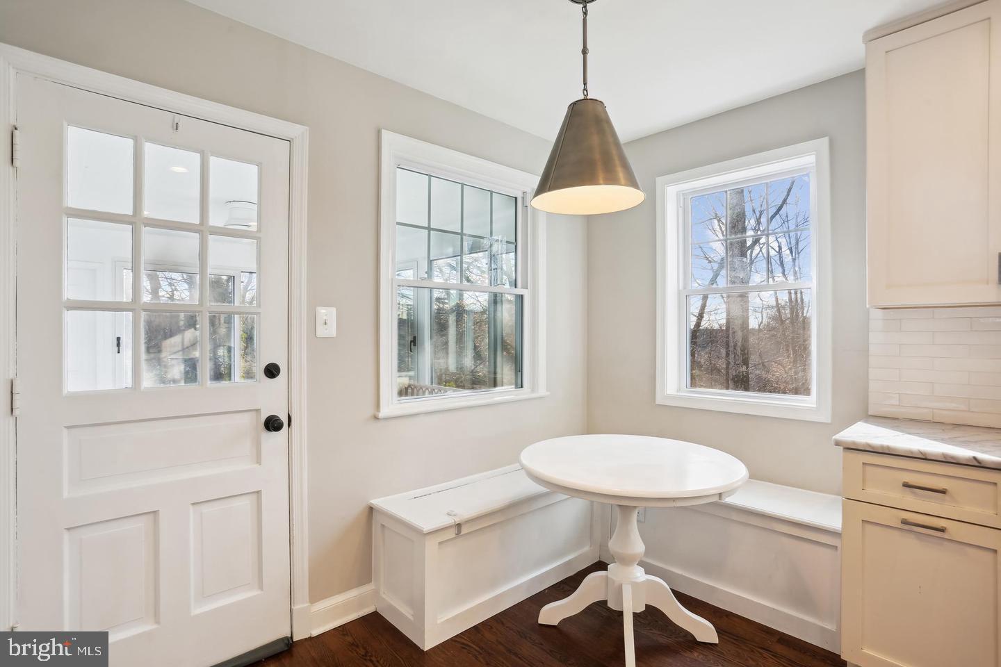 WOODHAVEN - Residential Lease