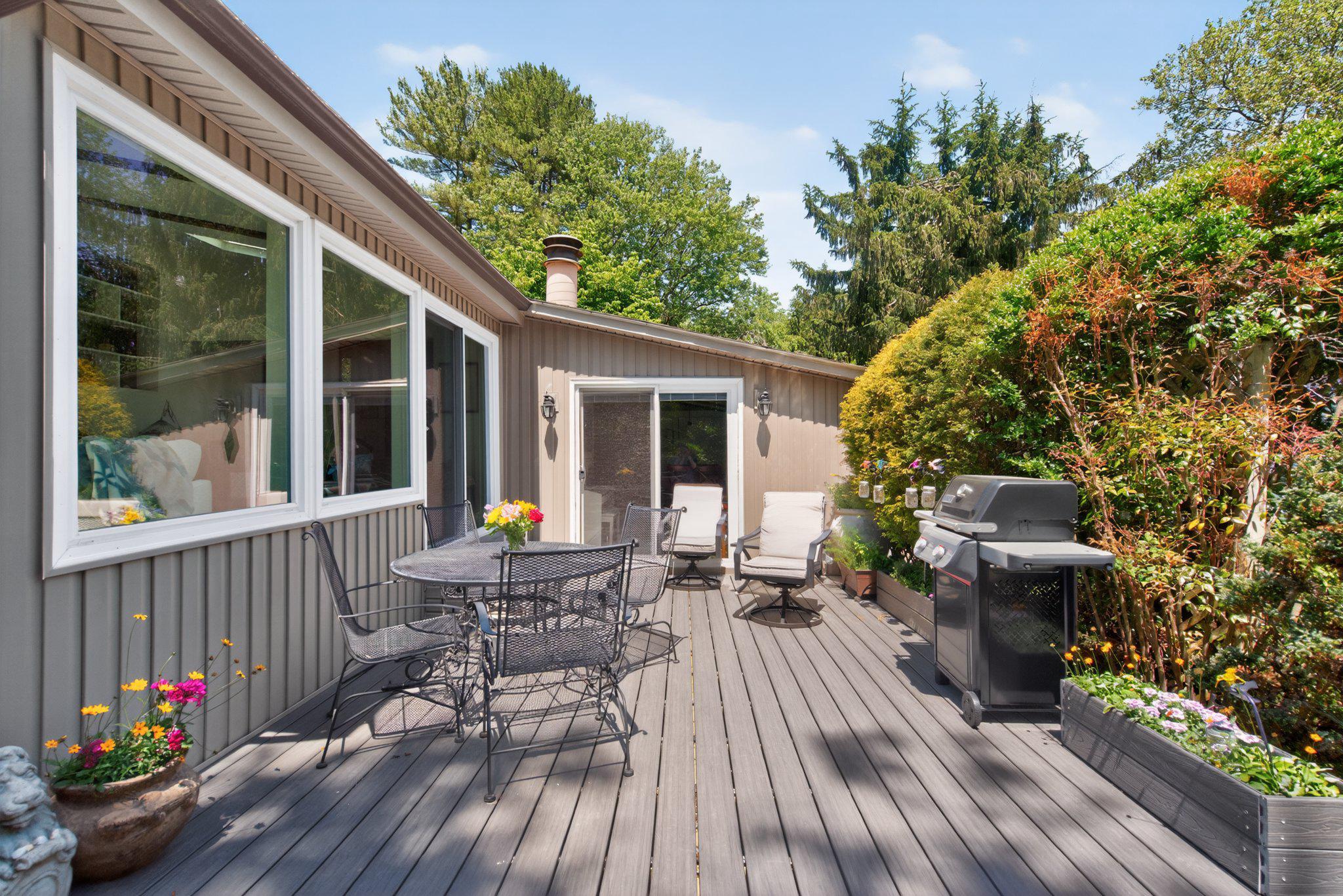 QUINCE ORCHARD KNOLLS - Residential