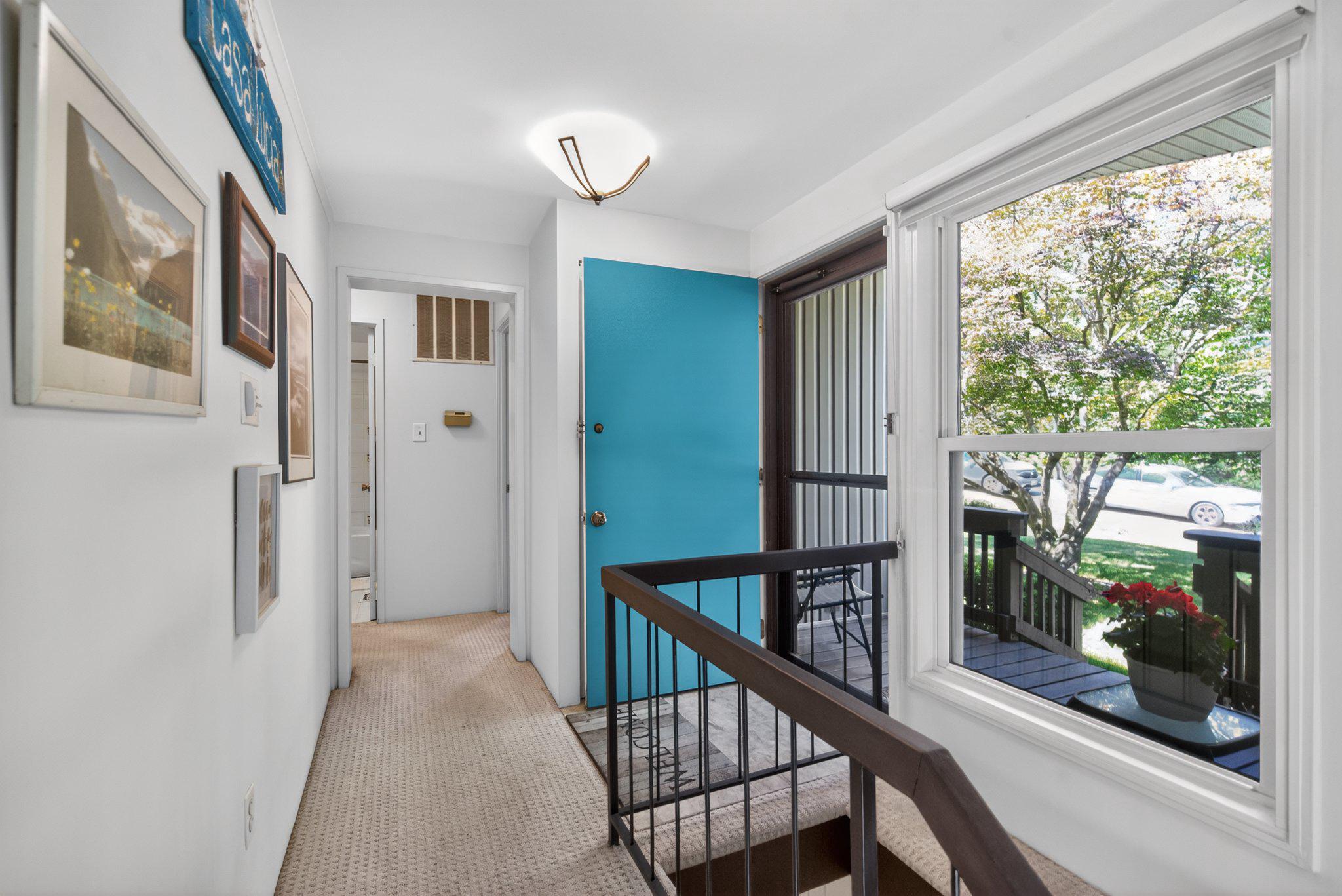QUINCE ORCHARD KNOLLS - Residential