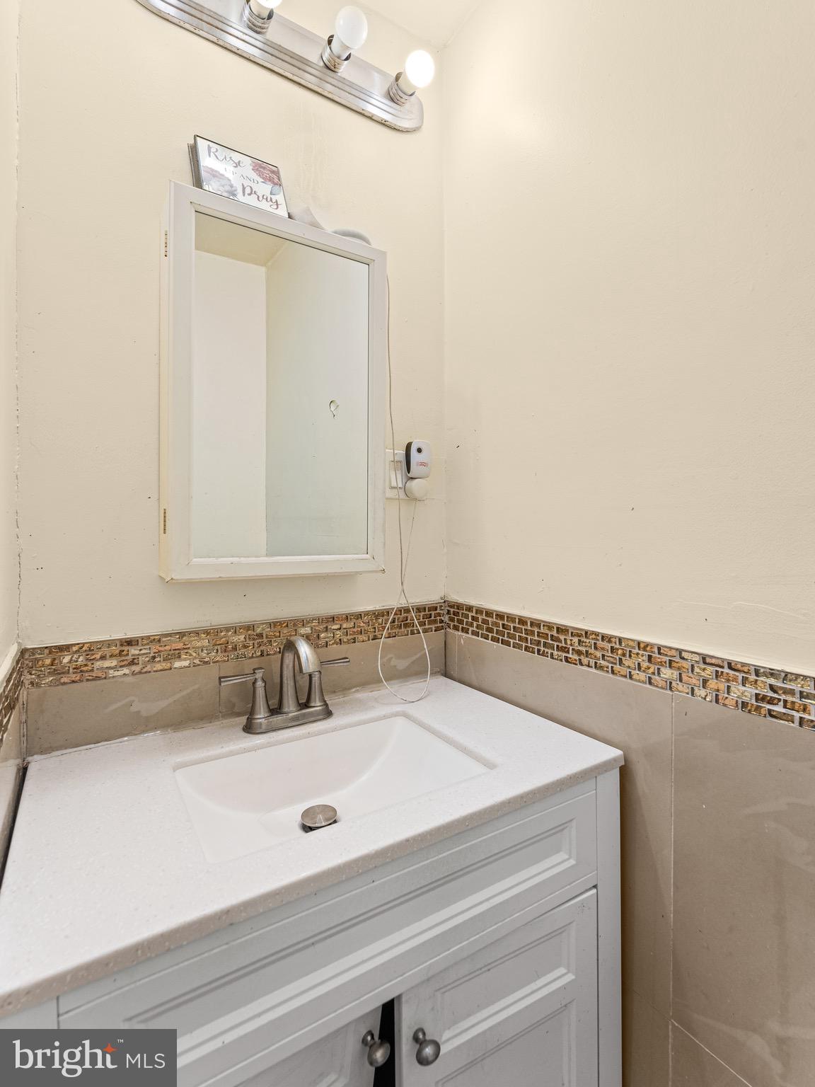 PHILADELPHIA (NORTHEAST) - Residential