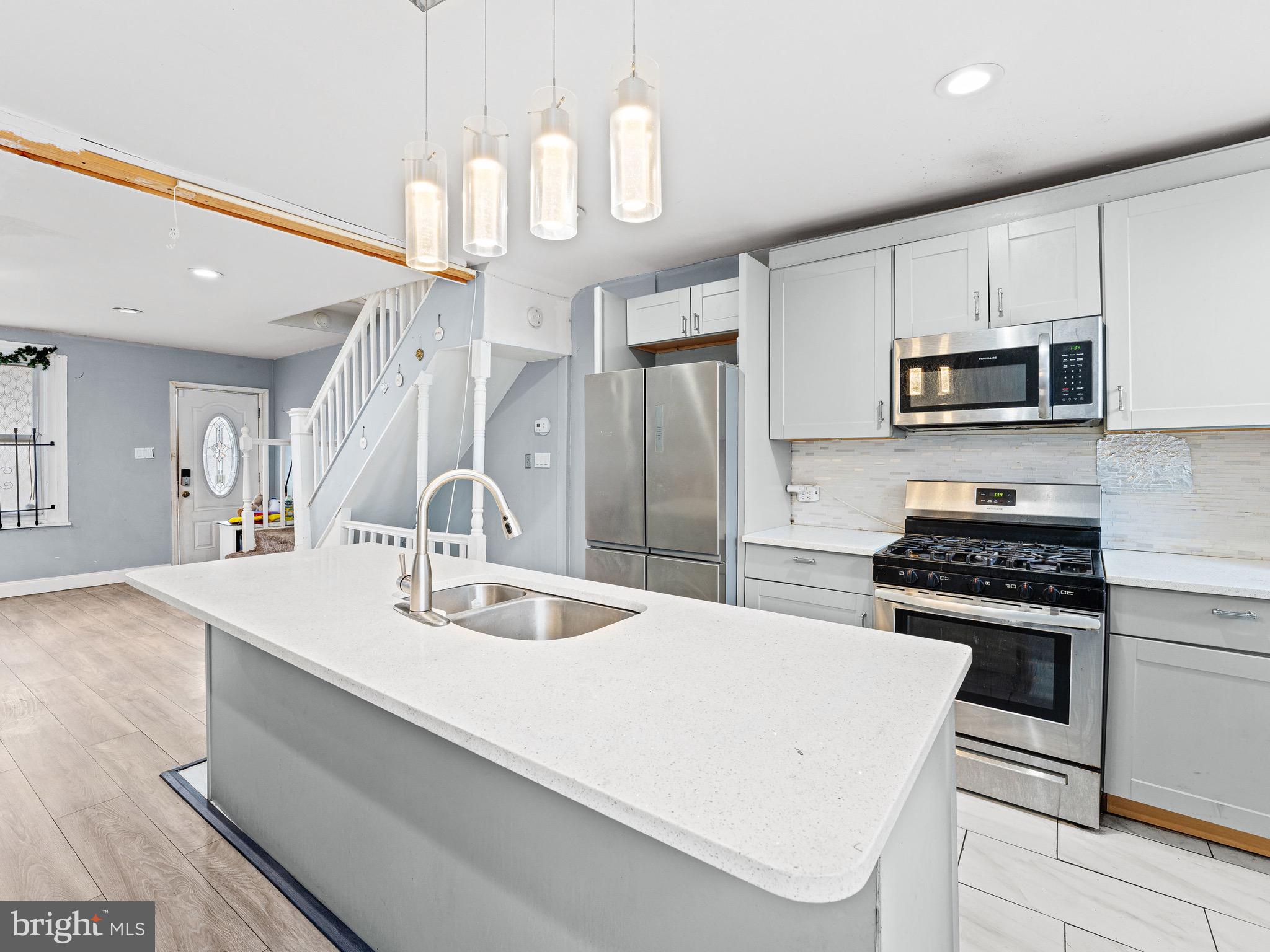 PHILADELPHIA (NORTHEAST) - Residential