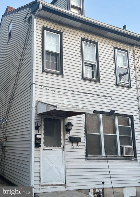 Photo for 324 N 11TH STREET