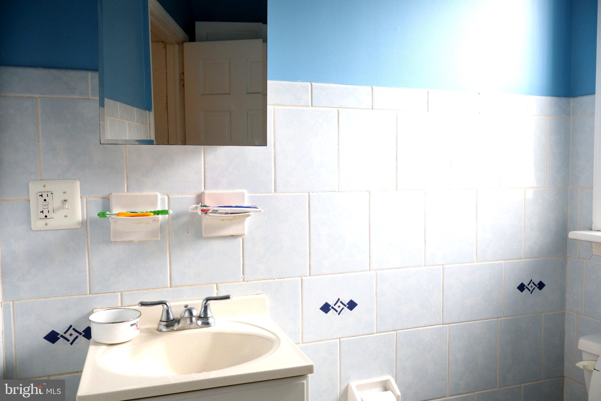 WISSAHICKON - Residential Income