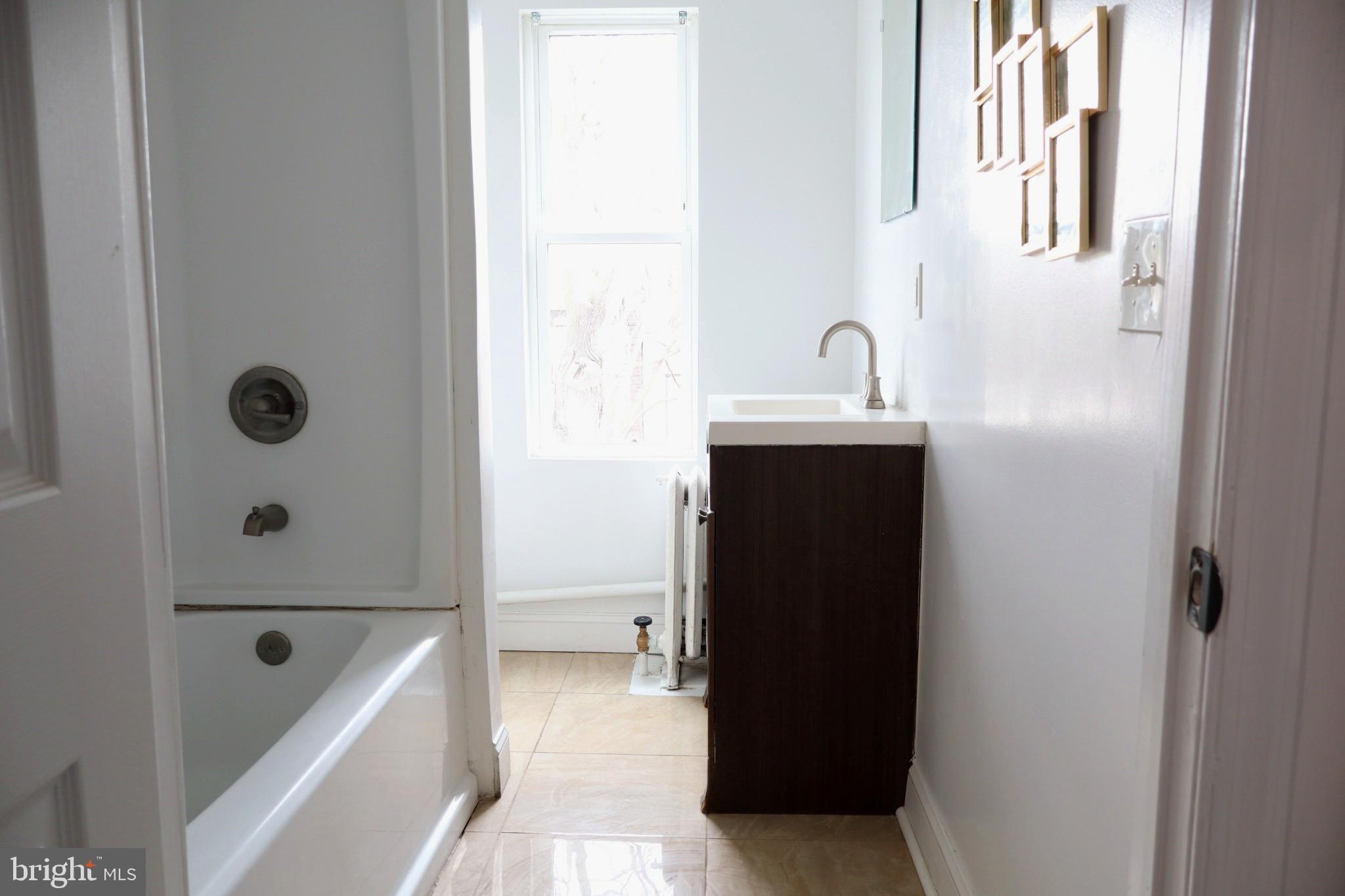 WISSAHICKON - Residential Income