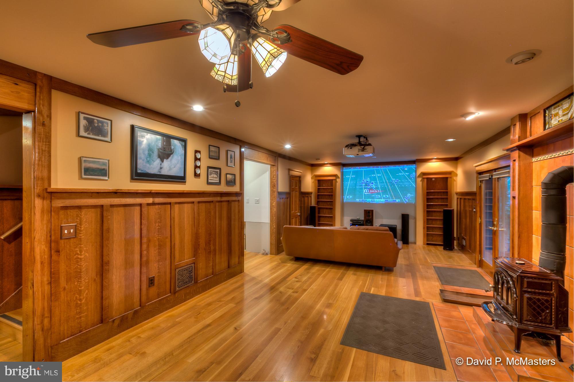 NOLLVILLE MANOR - Residential