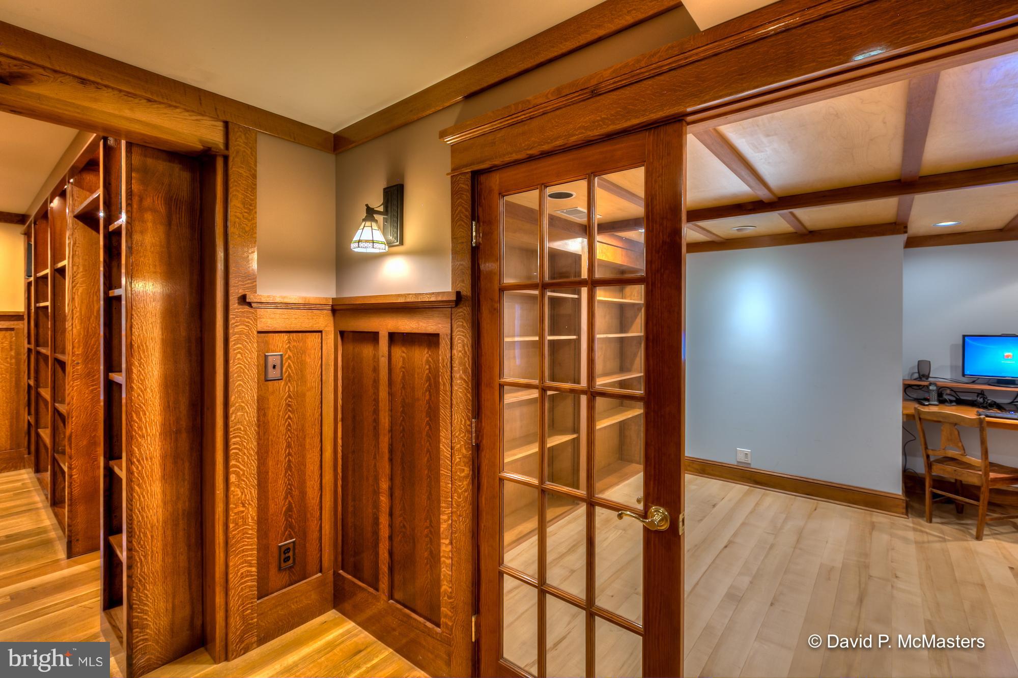 NOLLVILLE MANOR - Residential