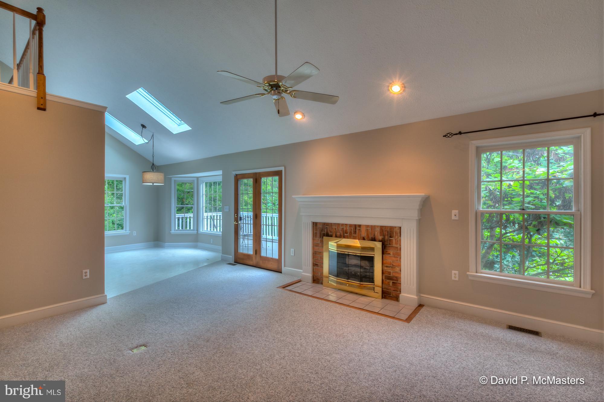 NOLLVILLE MANOR - Residential