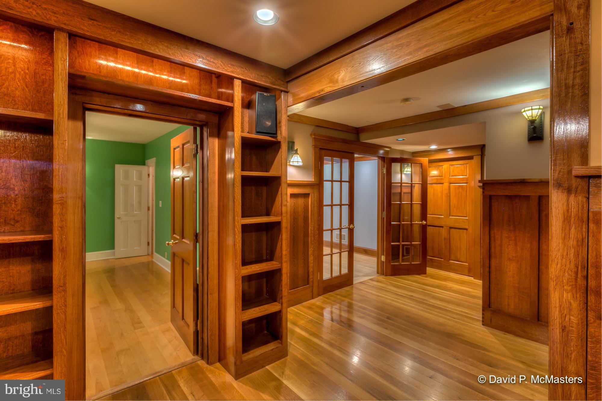 NOLLVILLE MANOR - Residential