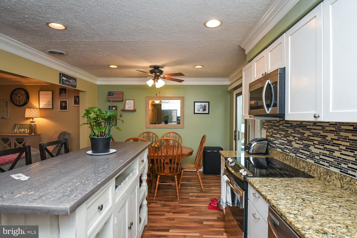 QUAIL VALLEY ESTATES - Residential