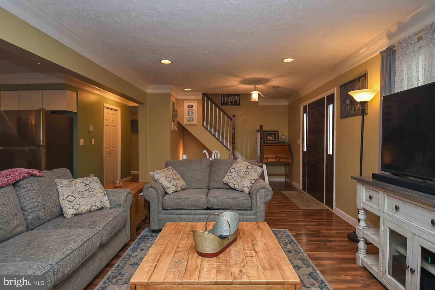 QUAIL VALLEY ESTATES - Residential